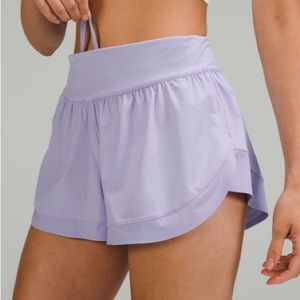 NWOT Lululemon Calm Tides Lined Running Short 2.5"